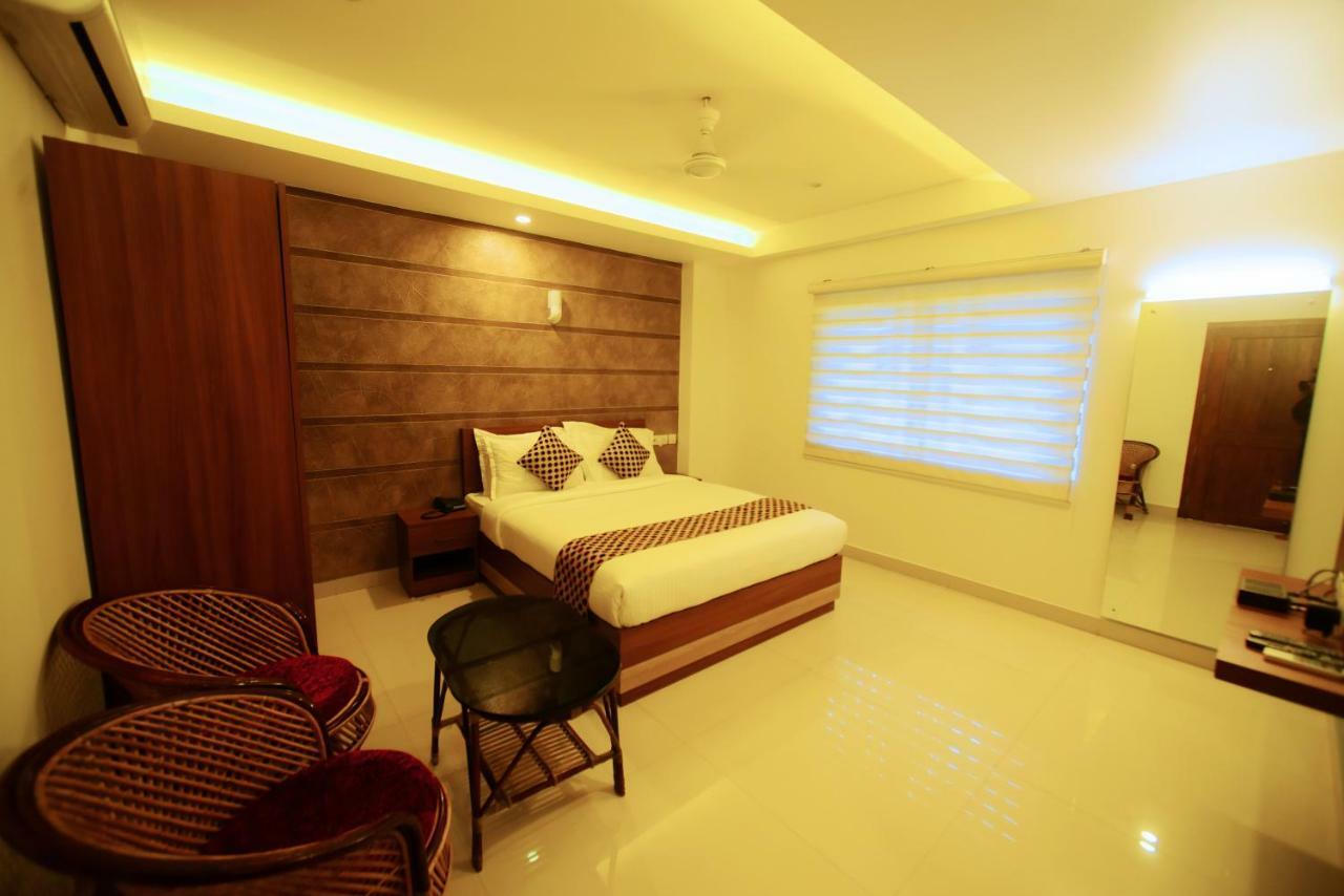 Kb Residency Hotel Kozhikode Exterior photo